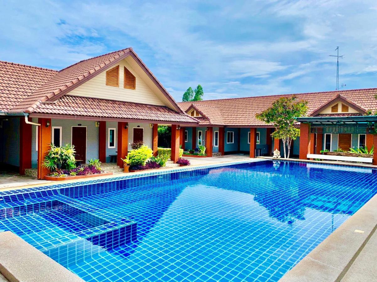 Benwadee Resort Pattaya Ban Pong  Exterior photo