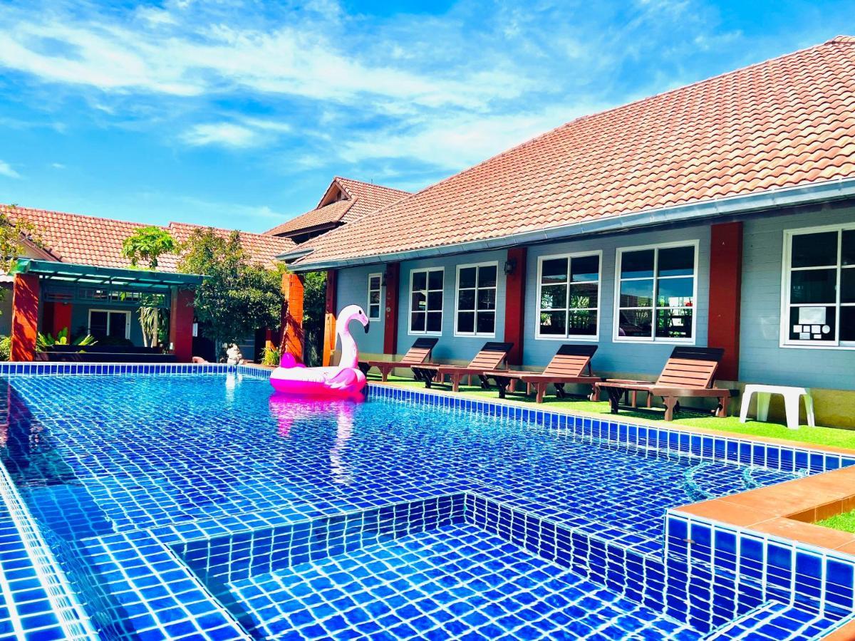 Benwadee Resort Pattaya Ban Pong  Exterior photo