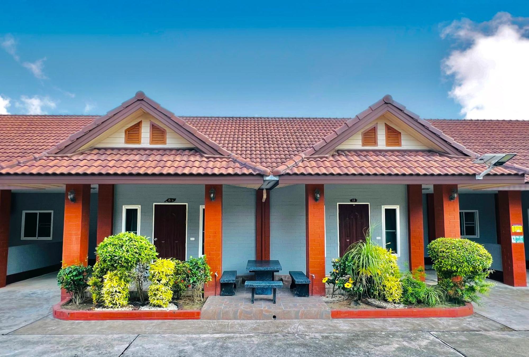 Benwadee Resort Pattaya Ban Pong  Exterior photo
